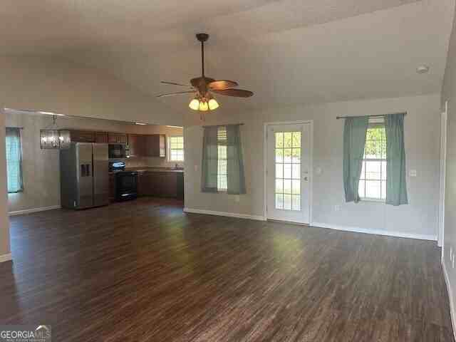 207 N Bridgeport Dr - Photo 4 of 10