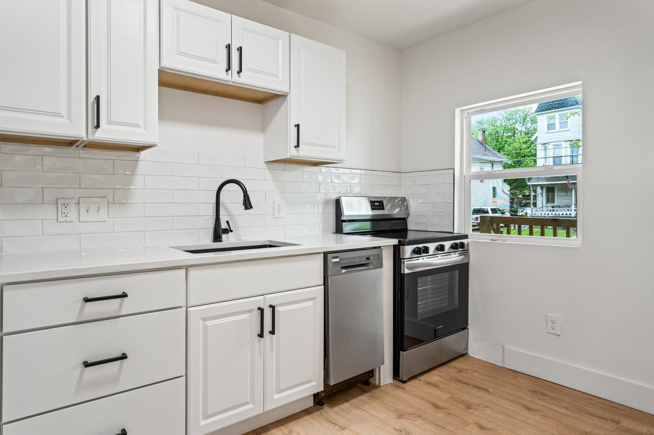 4128 Ivanhoe Ave #2 - Photo 5 of 11