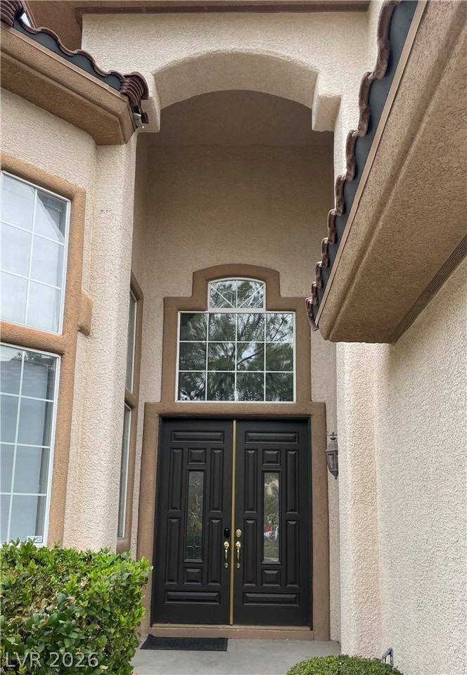 10674 San Bellacova Ct - Photo 2 of 40
