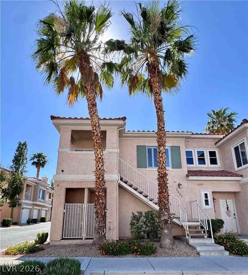 251 S Green Valley Pkwy #2421