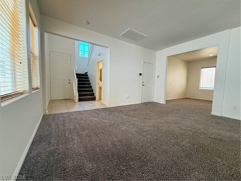 9031 Winchester Ridge St - Photo 5 of 27
