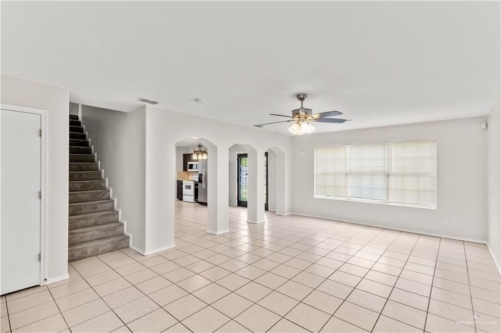 4416 Thunderbird Ave - Photo 2 of 19