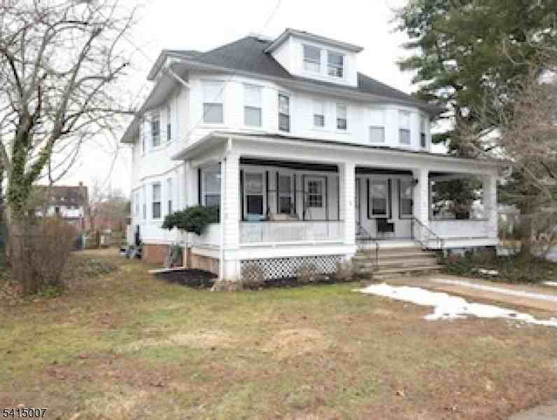 2 Grant Ave