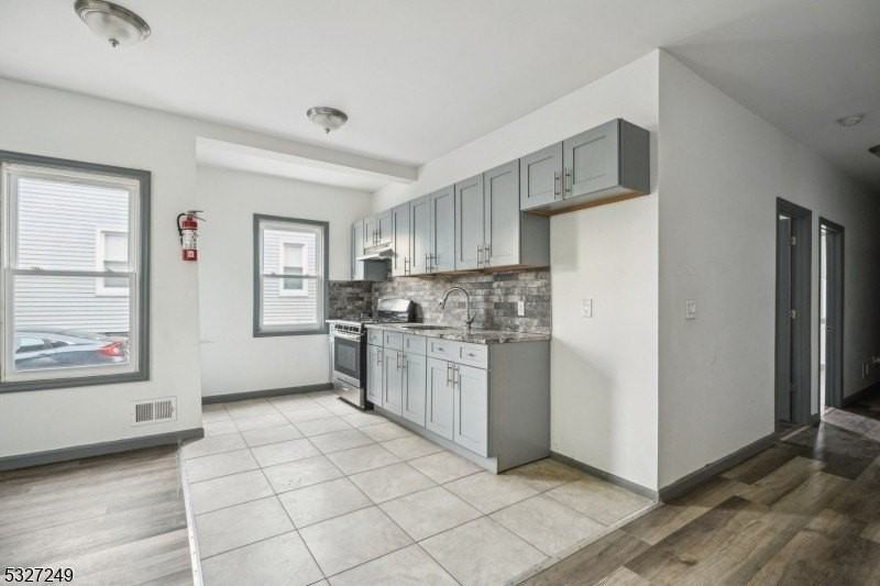 143 Valley Rd Apt R1 #1R - Photo 6 of 18