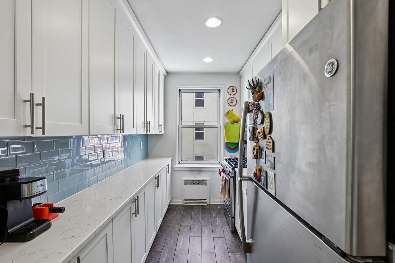 8450 Boulevard E #3B - Photo 4 of 20