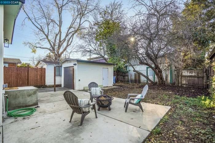 1232 Dwight Way - Photo 3 of 17