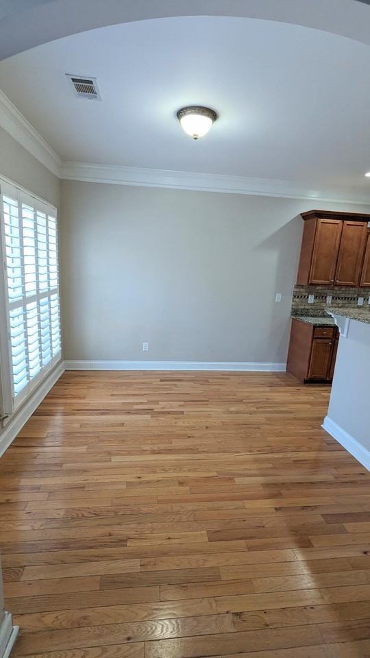 9512 Berwick Ct - Photo 7 of 23