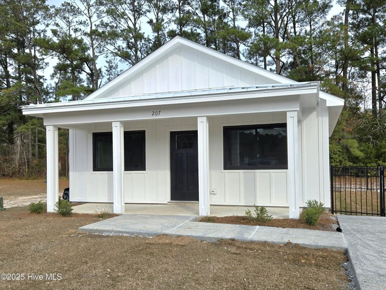 149 Long Pond Loop