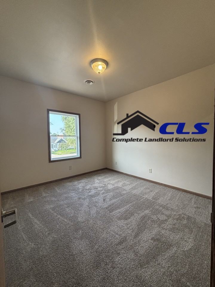 1400 North Avenue - 210 #210 - Photo 4 of 7