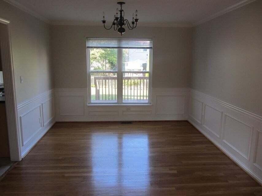 537 Forest Hill Dr - Photo 7 of 32