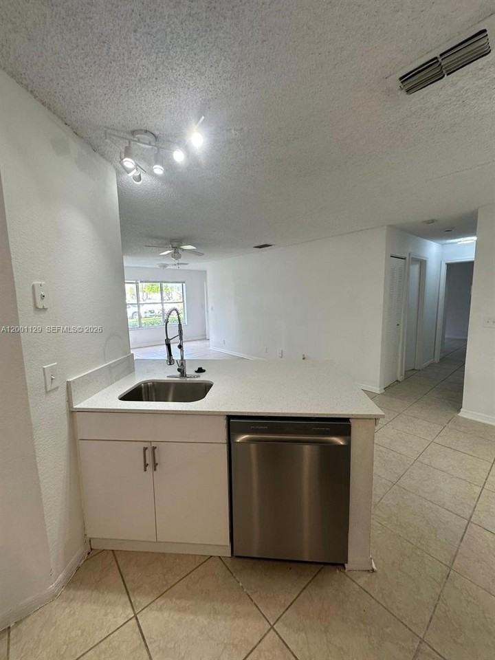 3380 Pinewalk Dr N #1113 - Photo 4 of 12