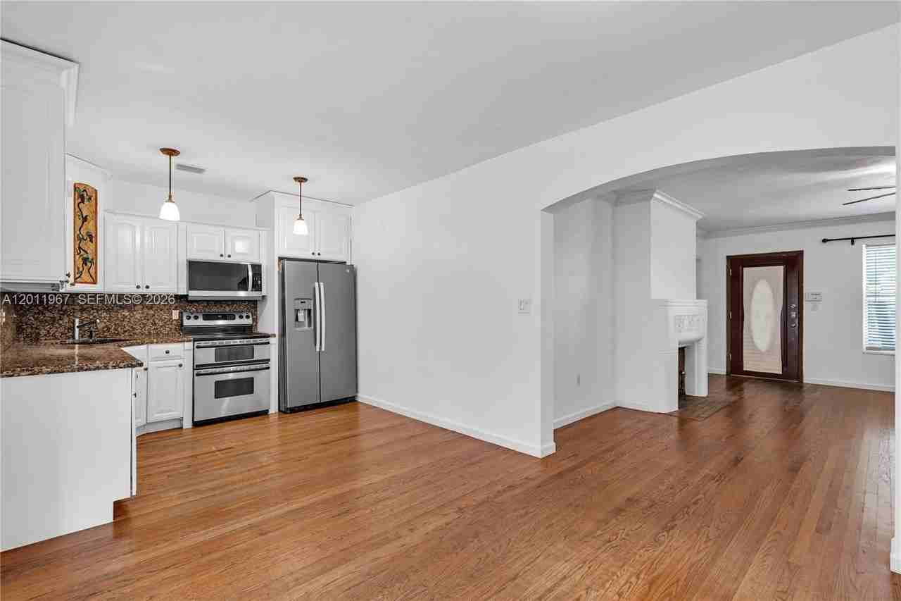 260 Sw 29th Rd - Photo 6 of 11