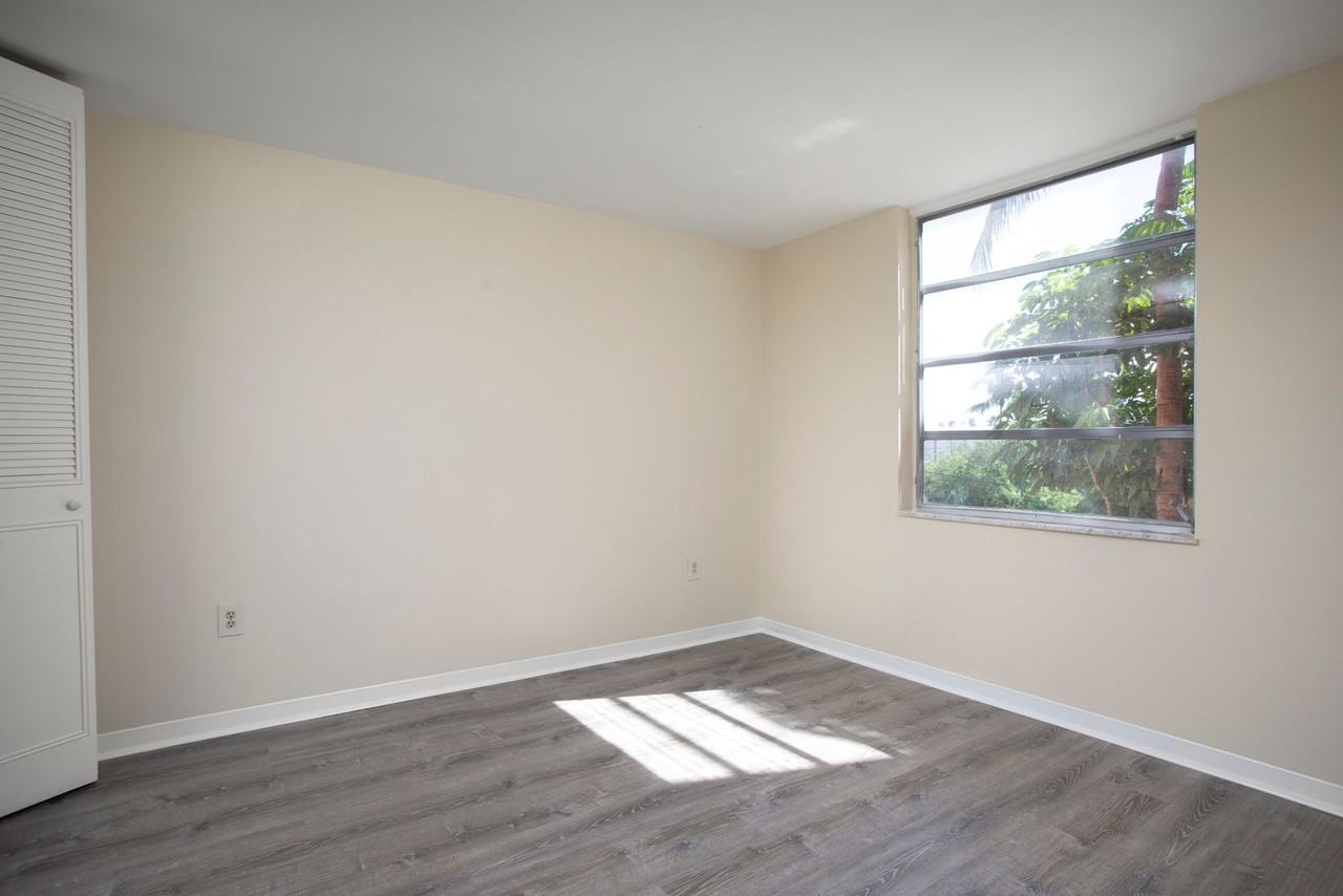 3312 Northside Dr ##307 - Photo 6 of 10
