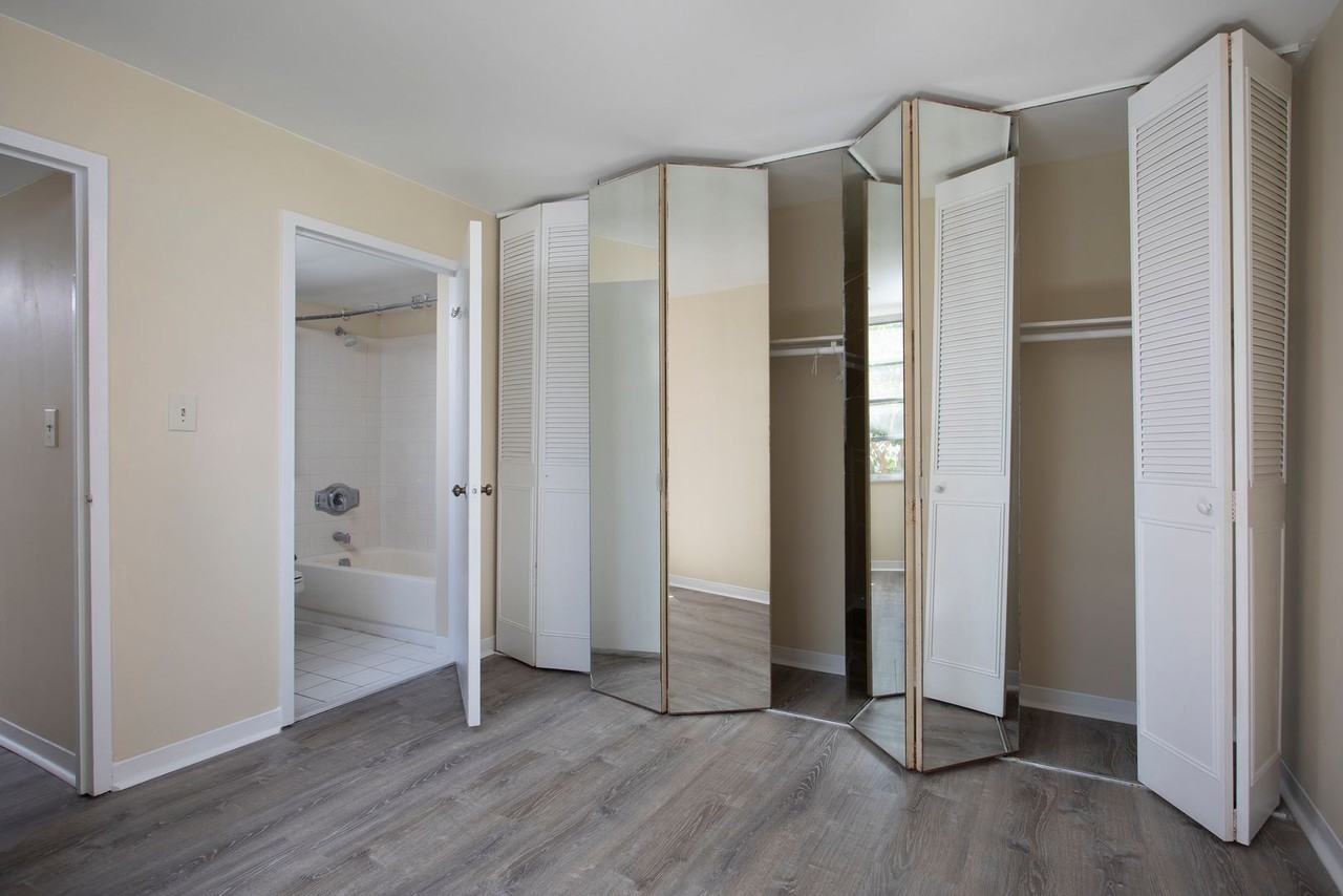 3312 Northside Dr ##307 - Photo 7 of 10
