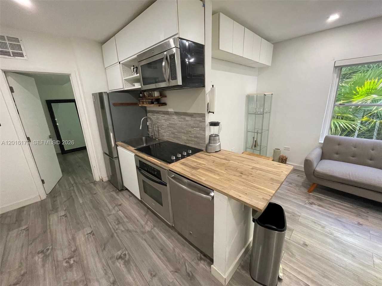 1555 Pennsylvania Ave #110 - Photo 3 of 14