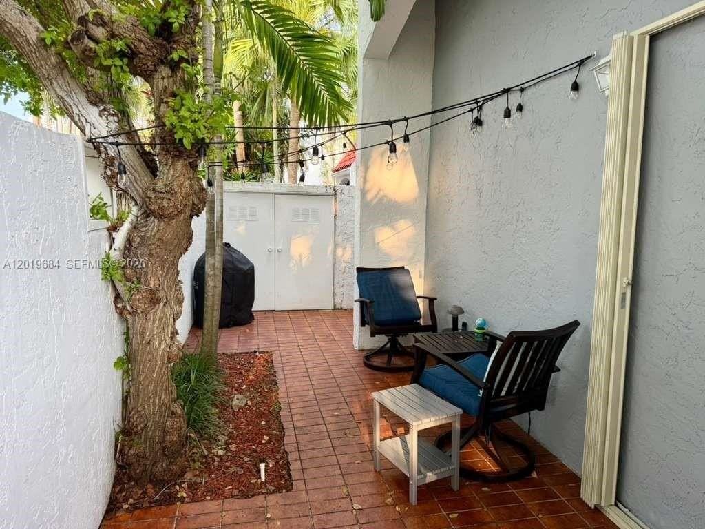 20937 Bay Ct #111-1 - Photo 2 of 18