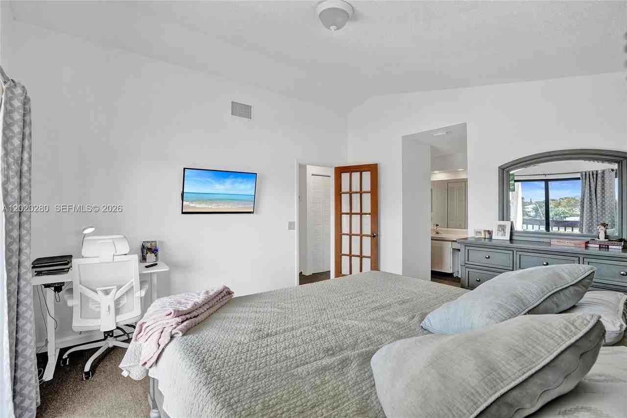 15292 SW 46th Ln Br #64 - Photo 3 of 42