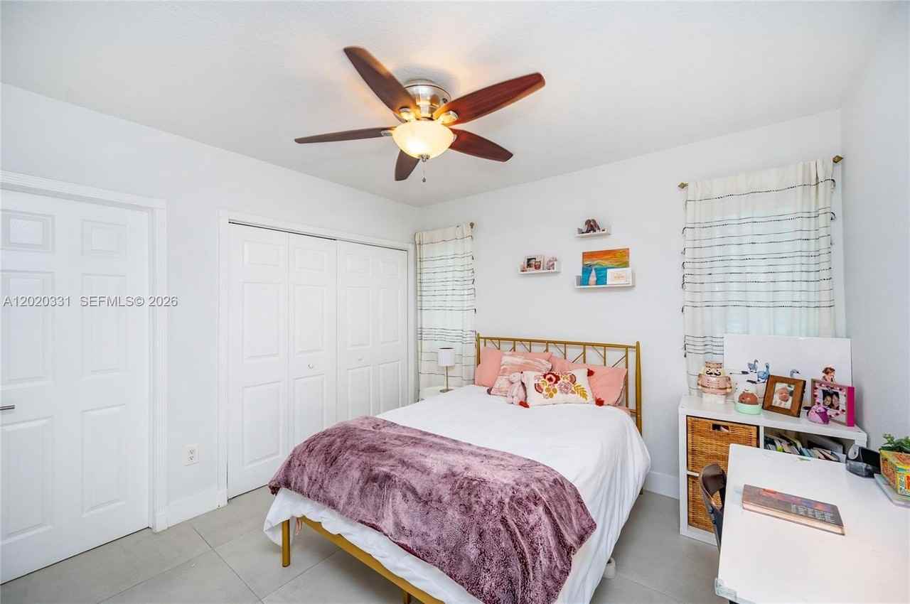 3167 Mary St #1 - Photo 7 of 9