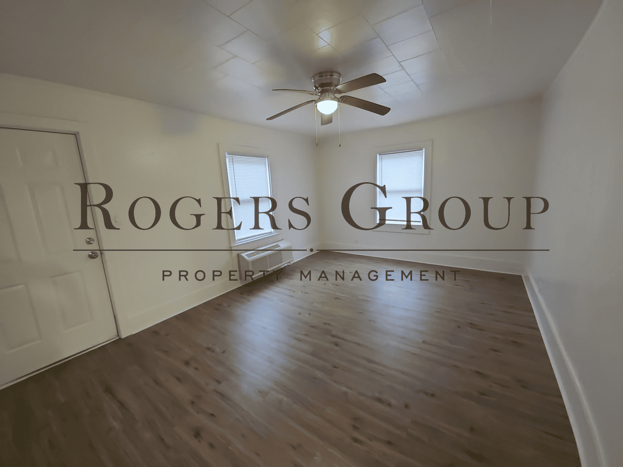 836 Lamb St - Photo 4 of 12