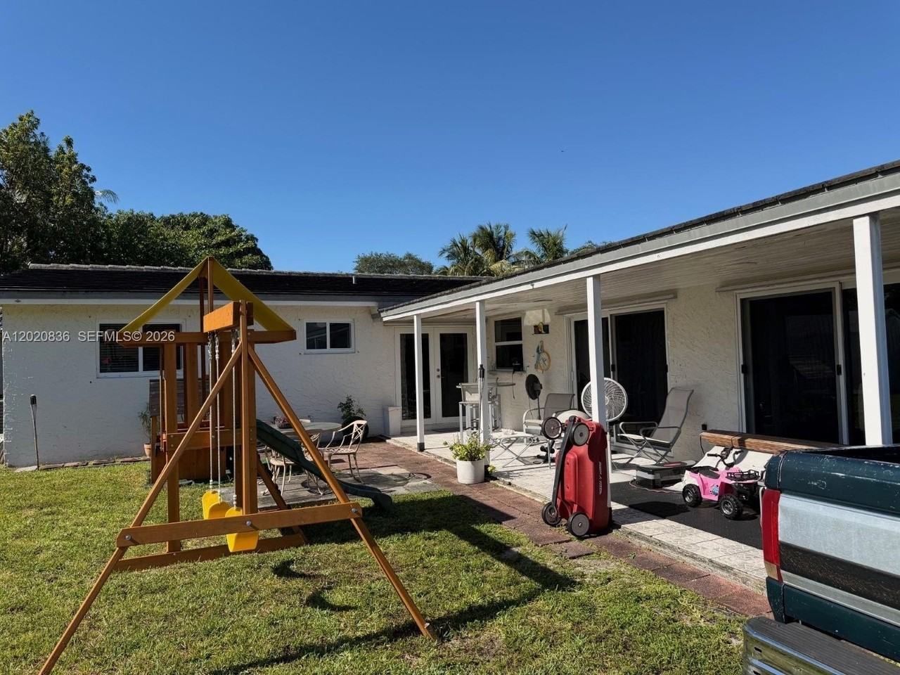 13425 Nw 2nd Ave - Photo 3 of 4