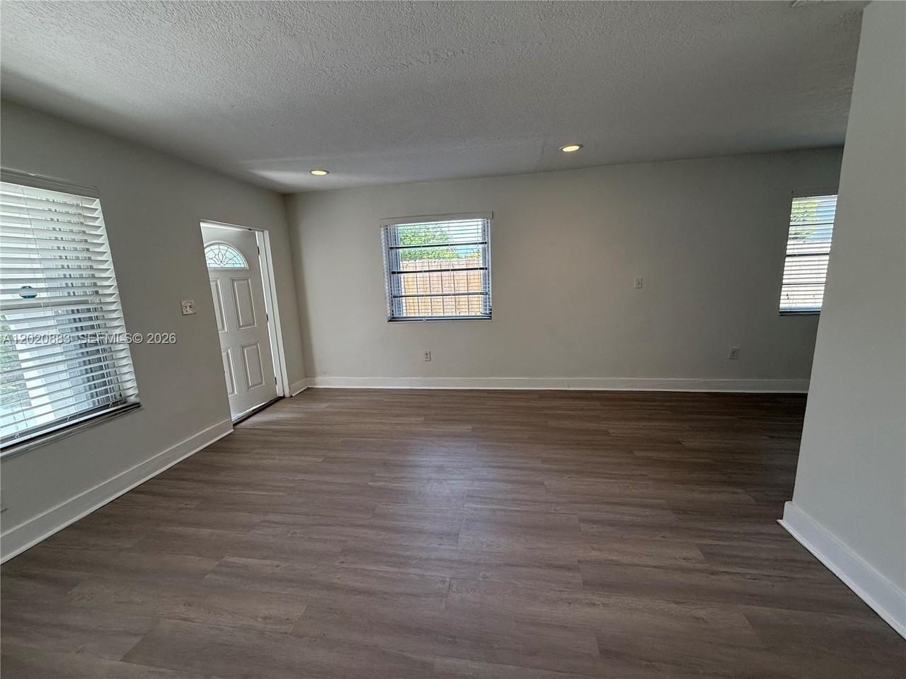 1809 Nw 33rd St #1809 - Photo 2 of 23
