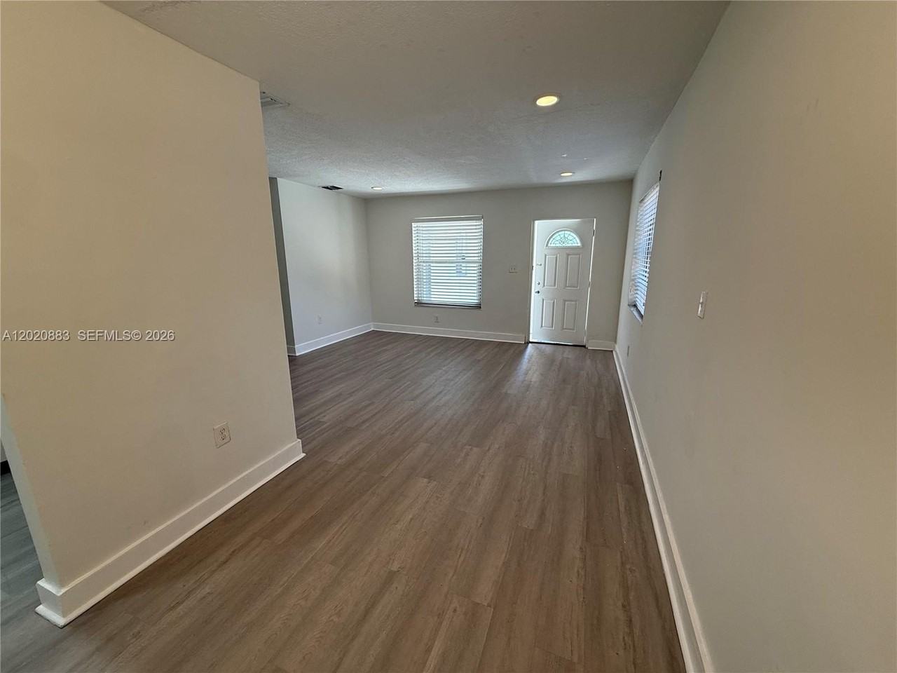 1809 Nw 33rd St #1809 - Photo 5 of 23