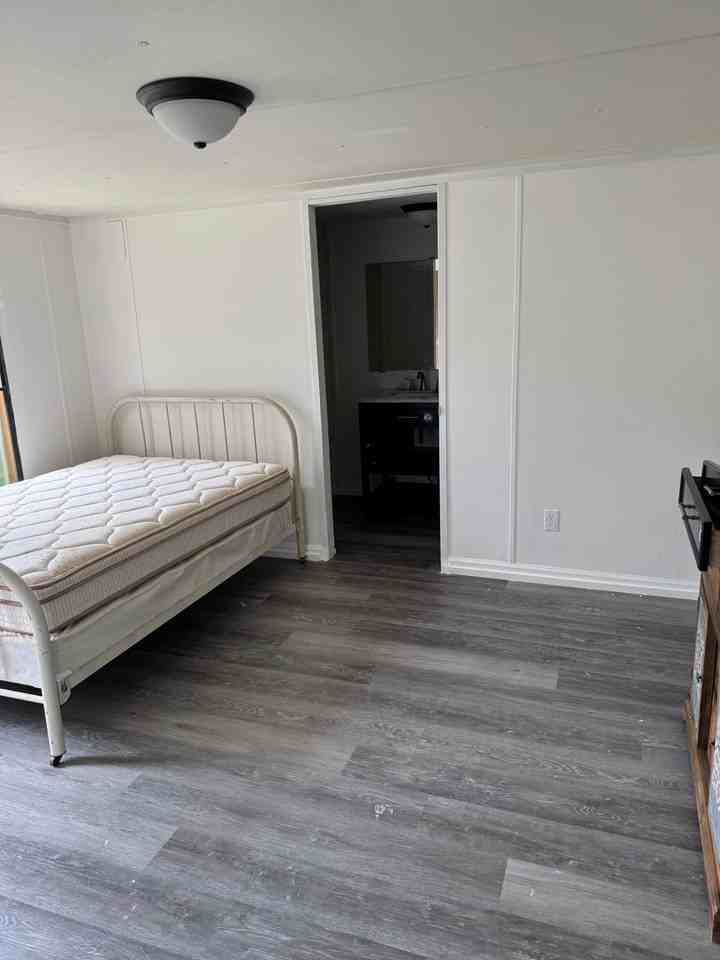 1111 Alexandria Rd Sw - Photo 7 of 7