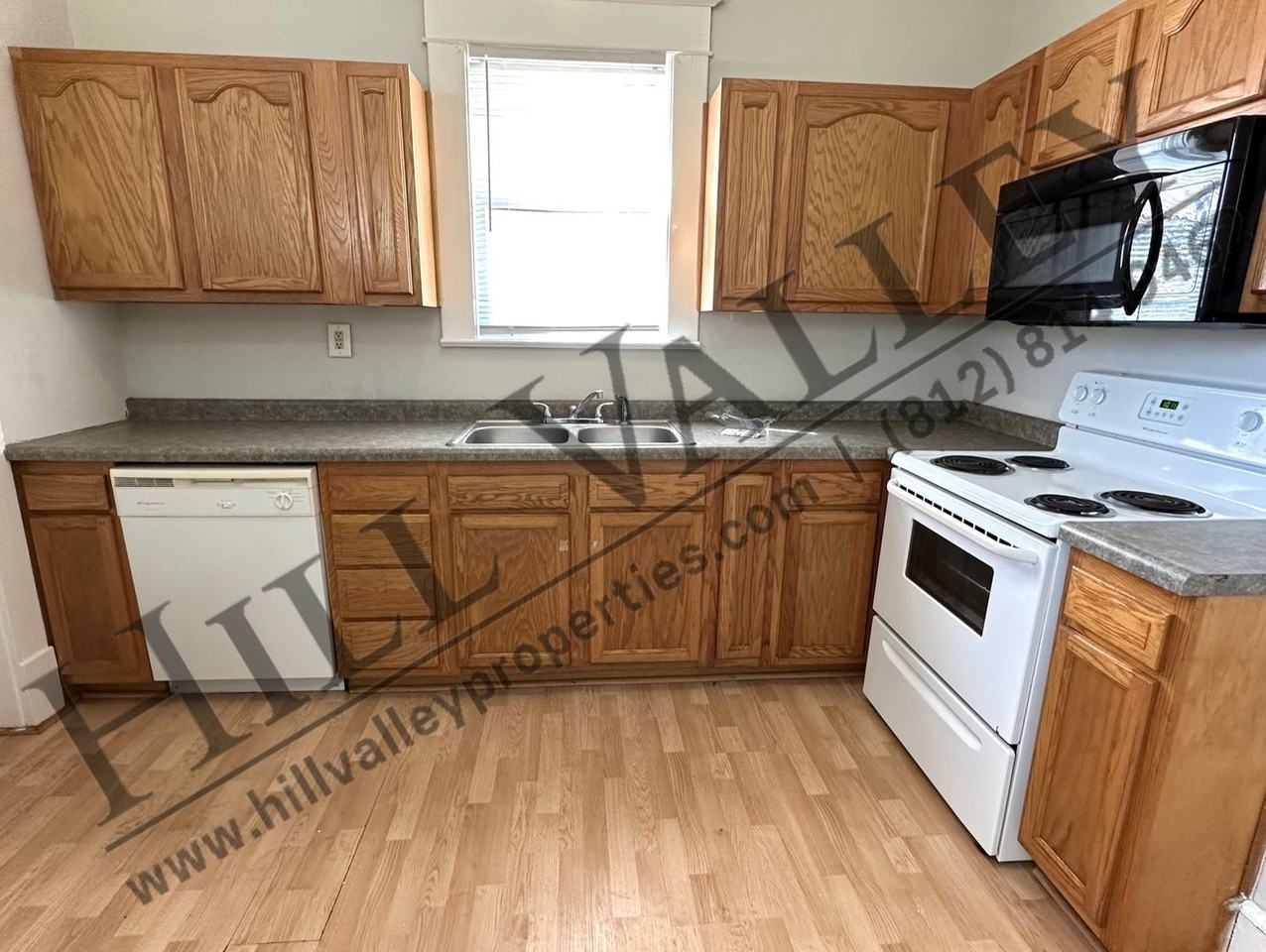 1114 S 11th St - Photo 5 of 13