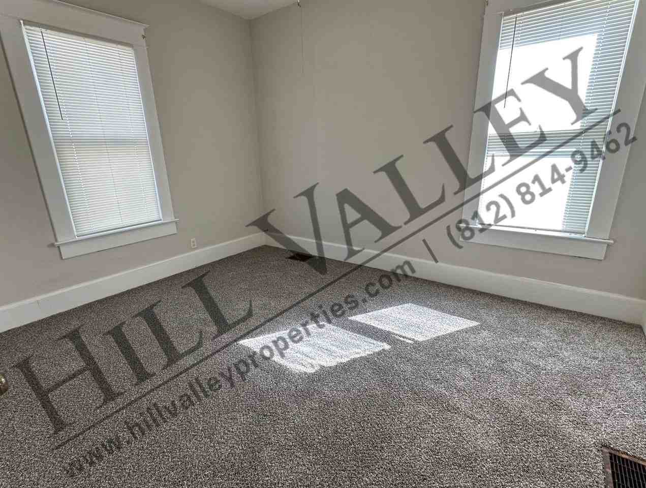 1114 S 11th St - Photo 7 of 13