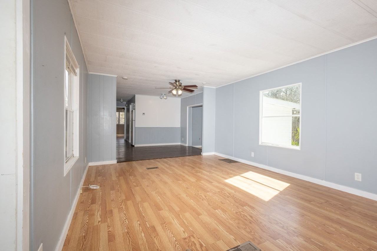 1824 Marion County Rd - Photo 3 of 17