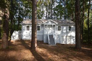 featured image of 106 N Bell Haven St