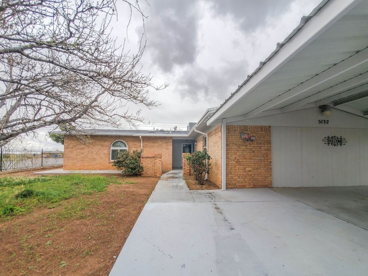 5132 Round Rock Dr - Photo 2 of 15