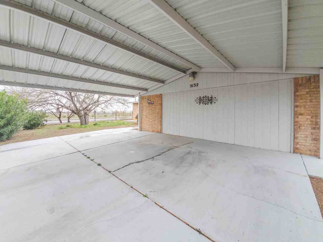 5132 Round Rock Dr - Photo 3 of 15