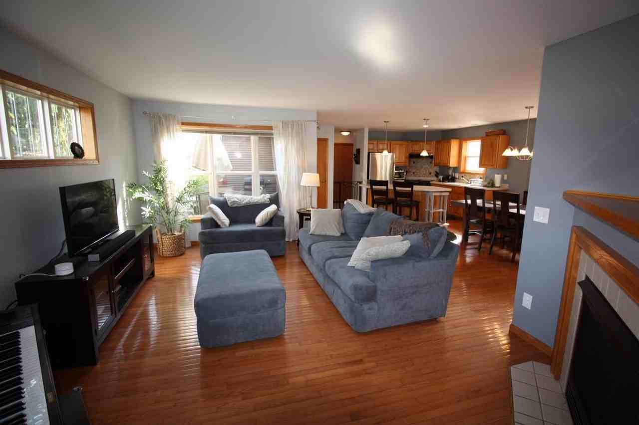801 Carina Ln - Photo 2 of 23