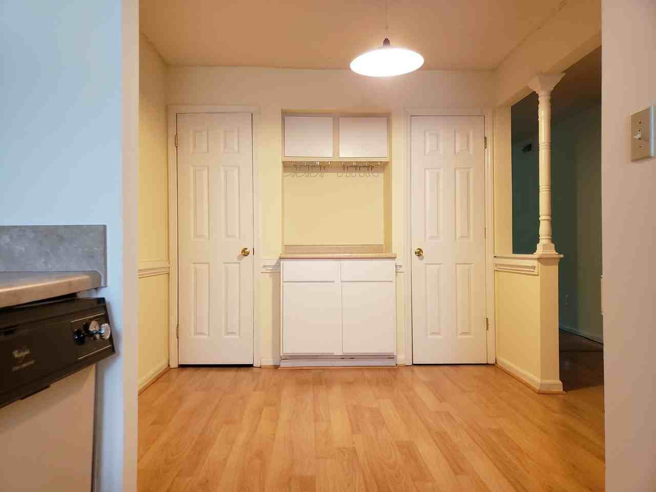 130 Kingsbury Dr - Photo 3 of 14