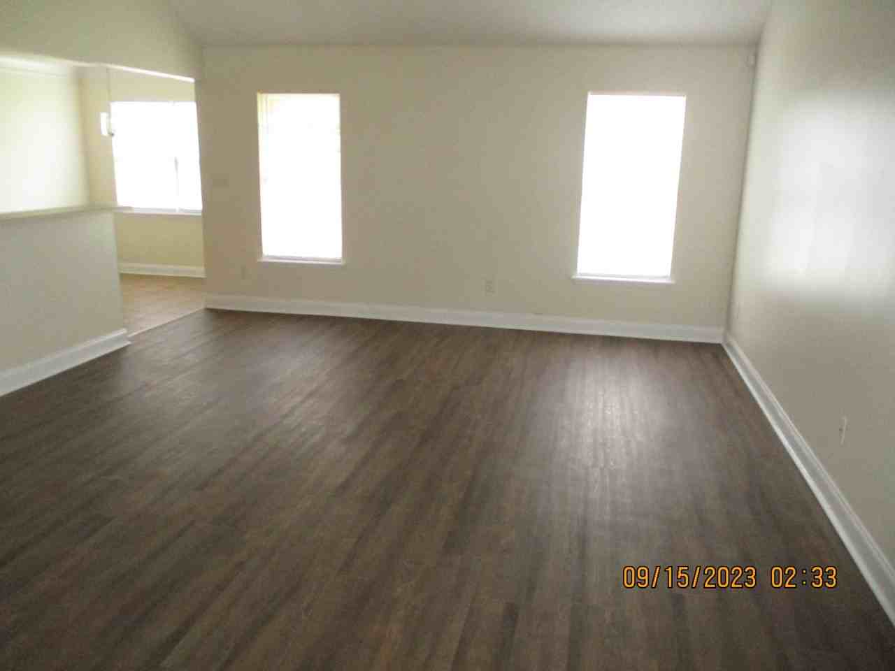 2904 Harvest Ln - Photo 2 of 15