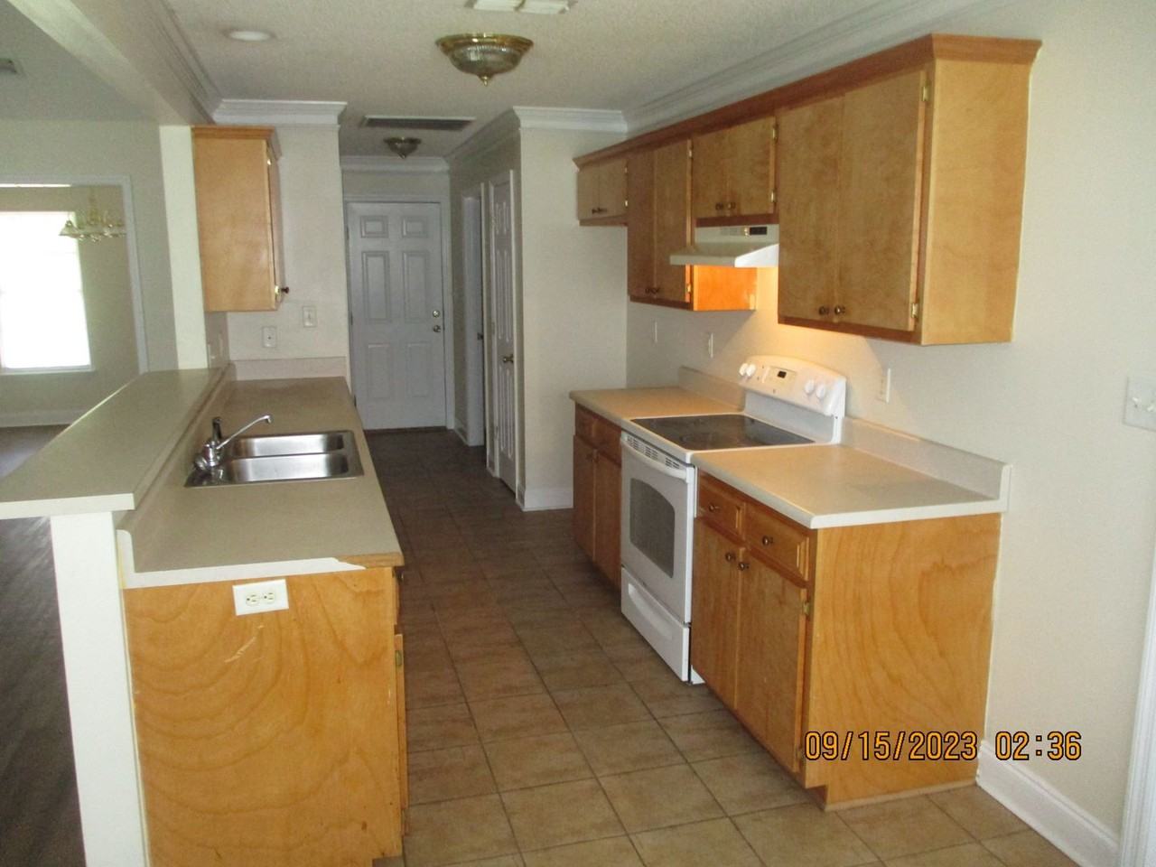 2904 Harvest Ln - Photo 5 of 15