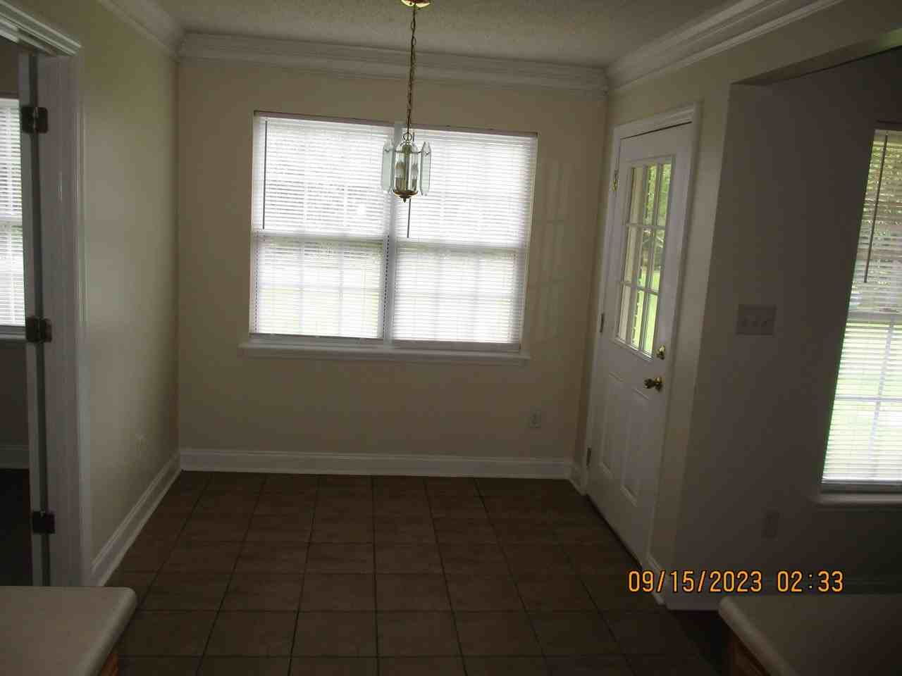 2904 Harvest Ln - Photo 7 of 15