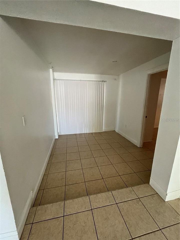 3842 Hawkeye Cir - Photo 6 of 13