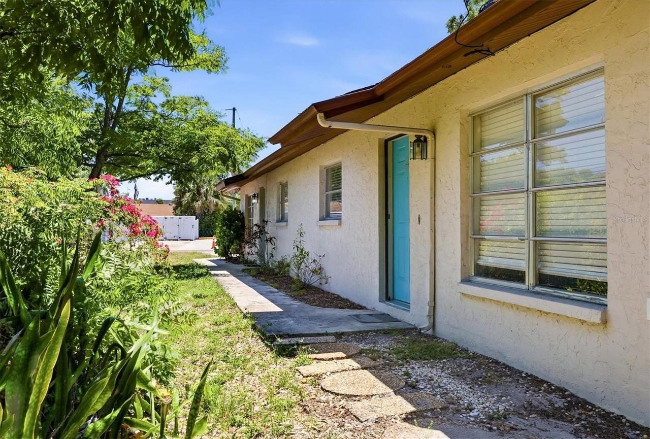 2777 Dueby St - Photo 6 of 50