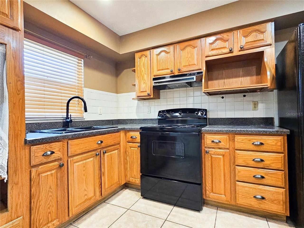 259 Village View Ln - Photo 5 of 20