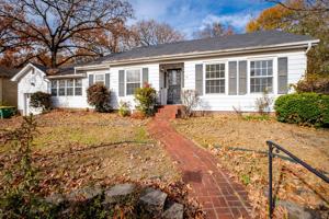 featured image of 505 Skyline Dr
