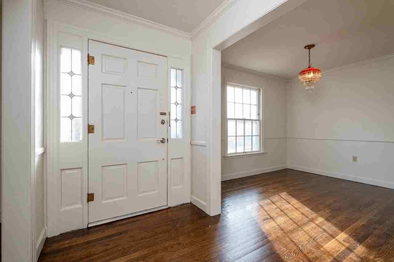 505 Skyline Dr - Photo 5 of 40