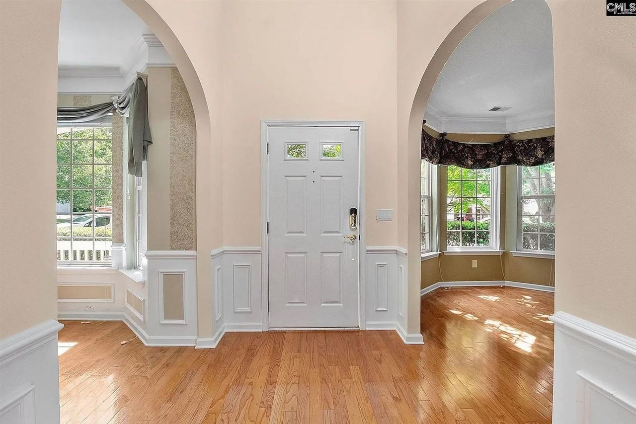 7 Back Bay Ct - Photo 4 of 25