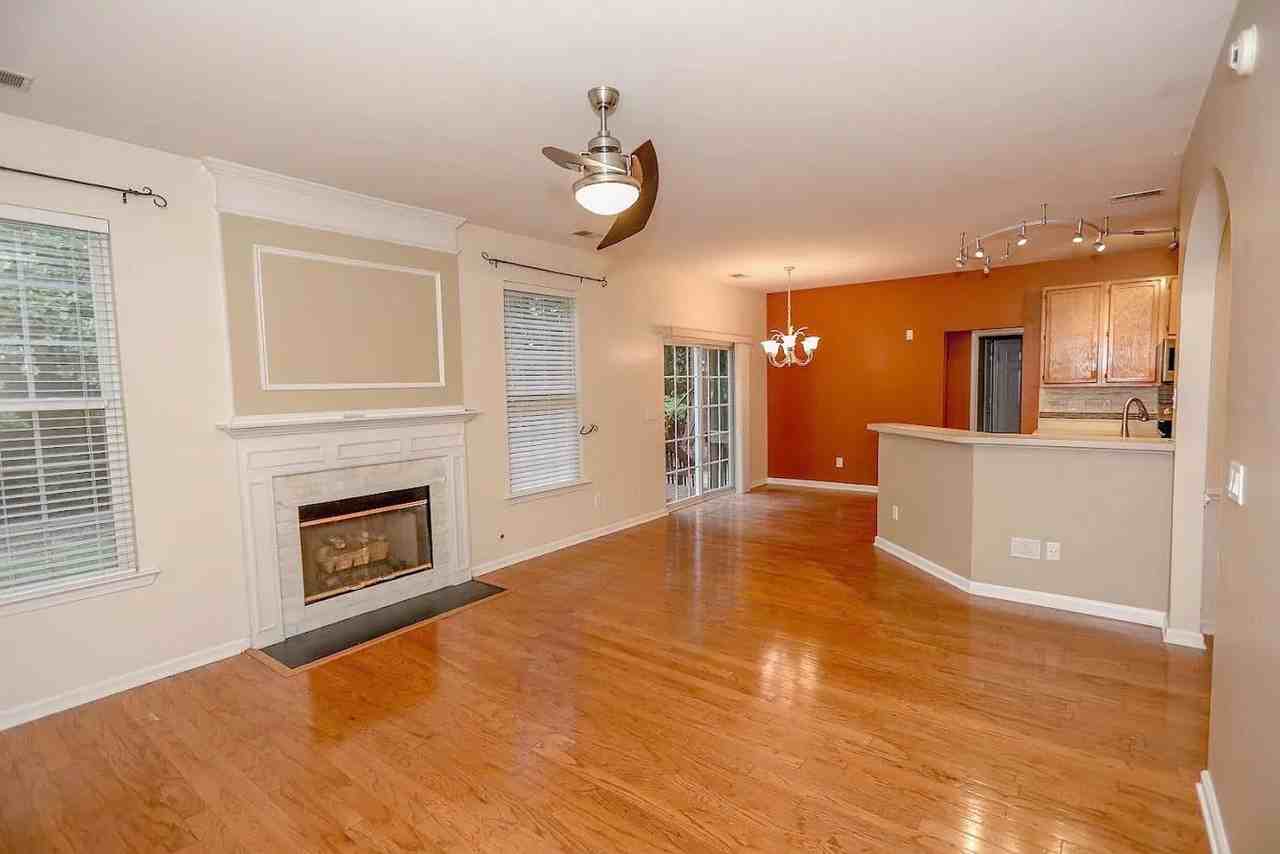 7 Back Bay Ct - Photo 7 of 25