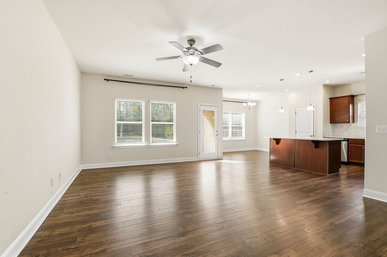 52 Woodwater Cir - Photo 7 of 43