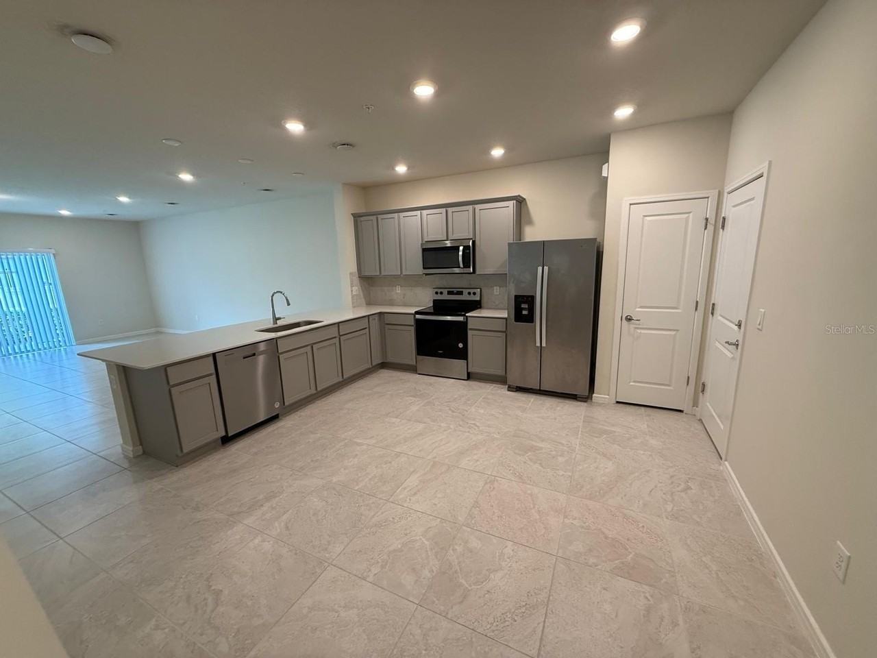 2760 Bright Bird Ln - Photo 7 of 50