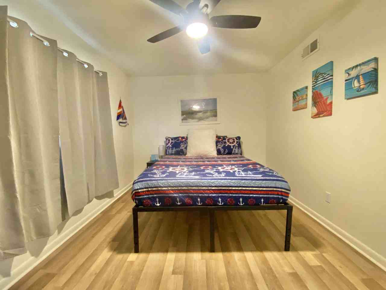 4815 43rd St - Photo 7 of 14