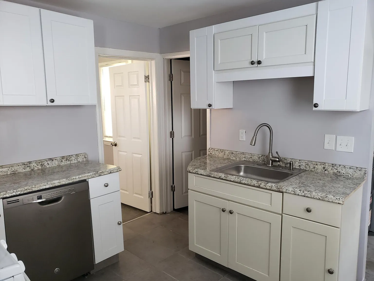 8054 Republic Ave - Photo 2 of 7