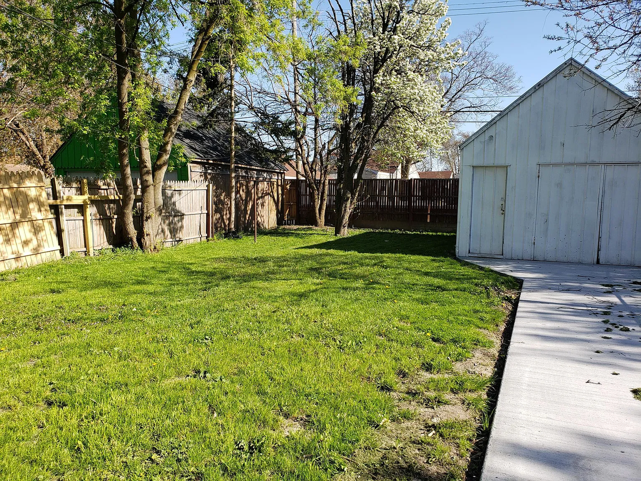 8054 Republic Ave - Photo 7 of 7